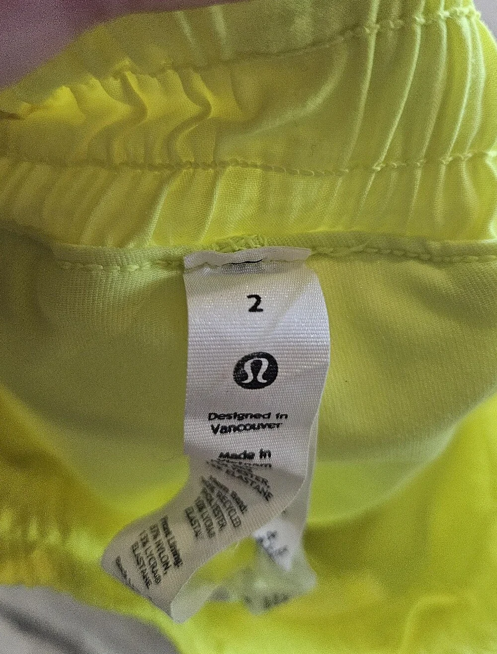 Lululemon Hotty Hot High Rise Athletic Skirt Long Highlight Yellow Sz 2 Neon - Picture 5 of 5